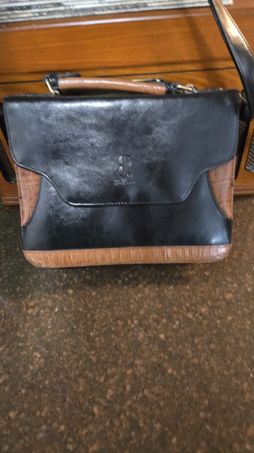 Black and Brown Leather Handbag Purse with Multiple Pockets