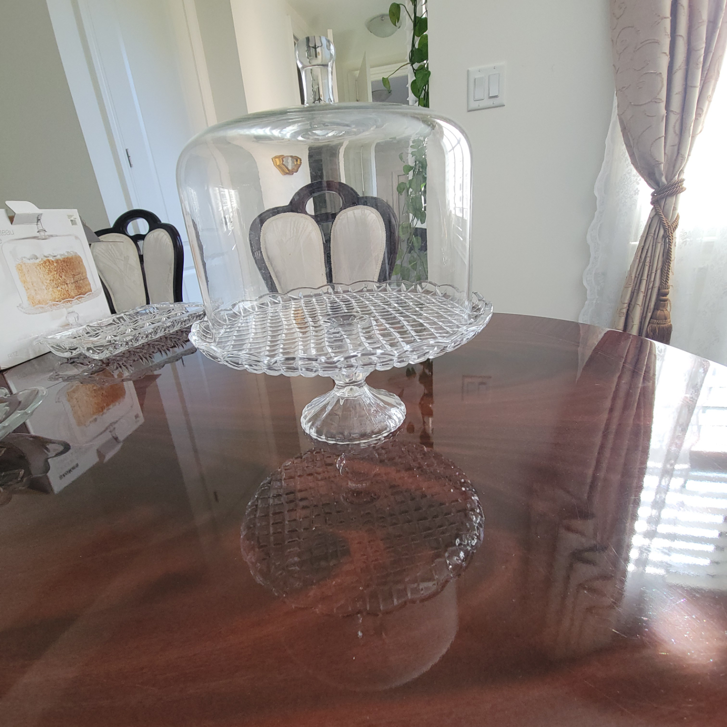 Stokes Glass Cake Dome with Stand