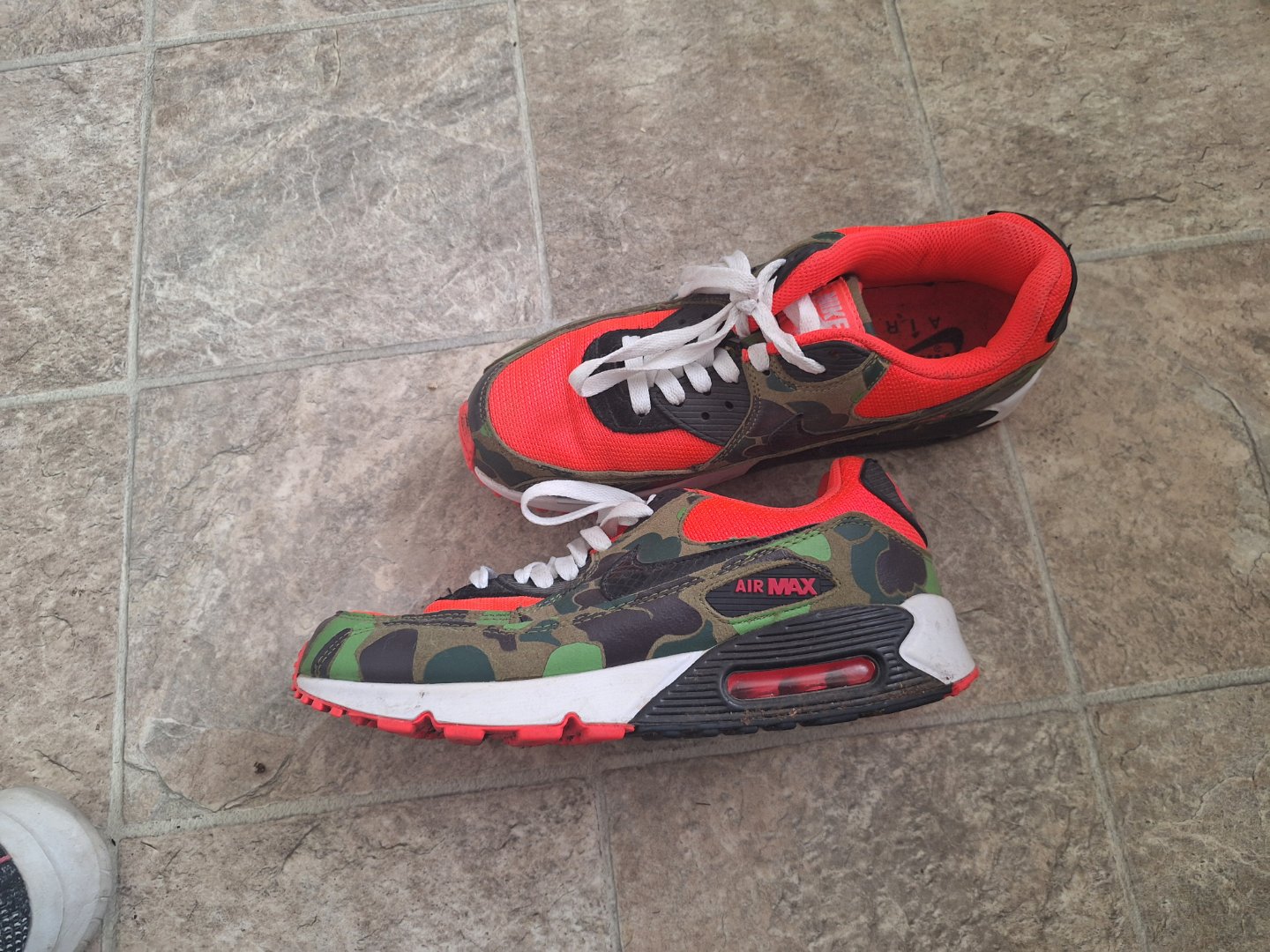 Nike Air Max 90 Camo Sneakers - photo 3