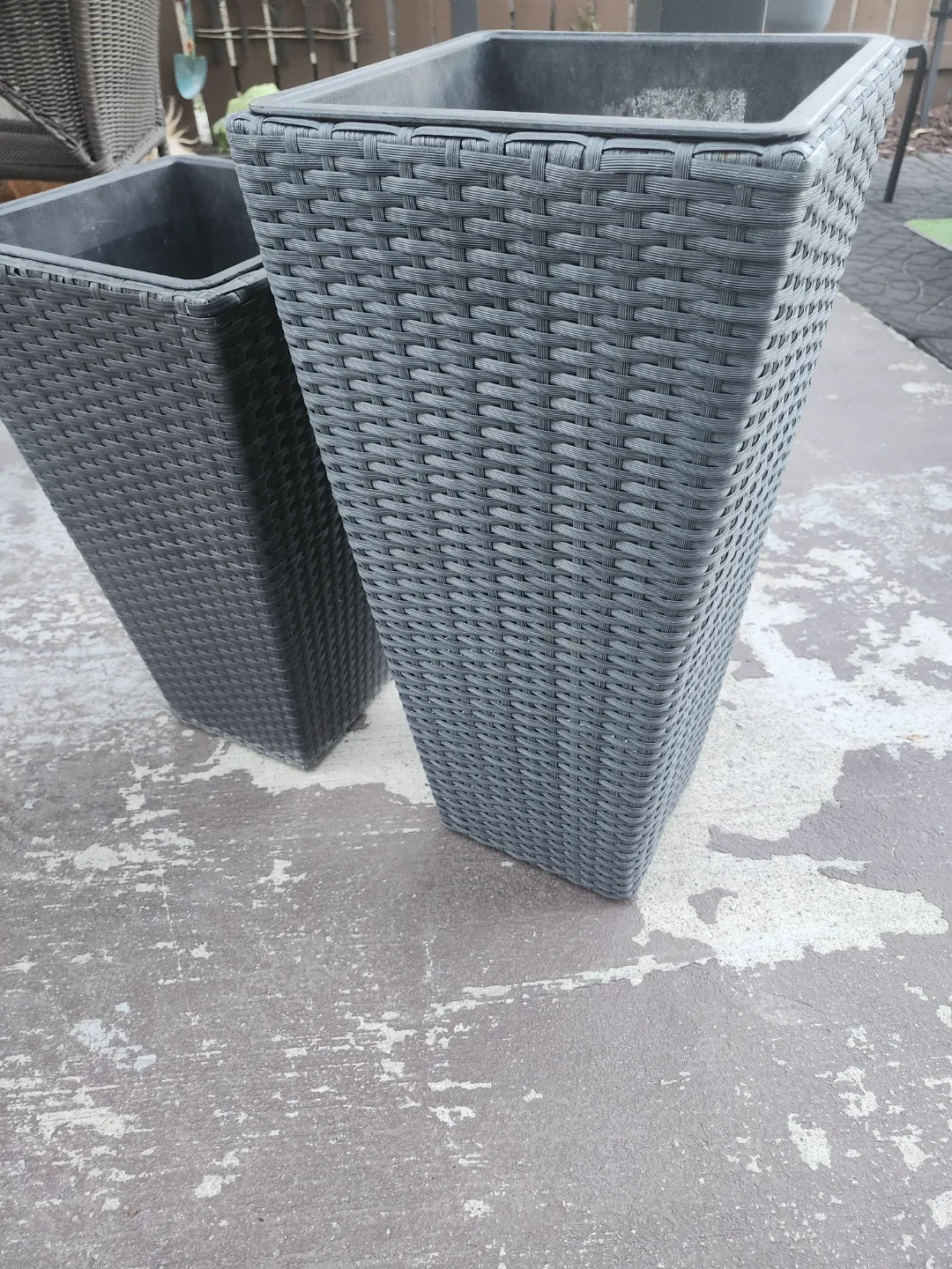 Set of Two Resin Wicker Planters thumbnail