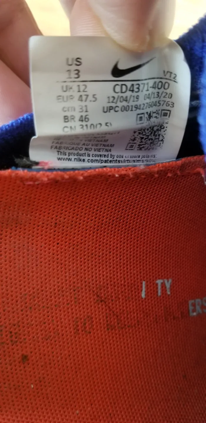 Nike Infinity React Run Flyknit 2 Mns - Sz 13 image indicator(4)