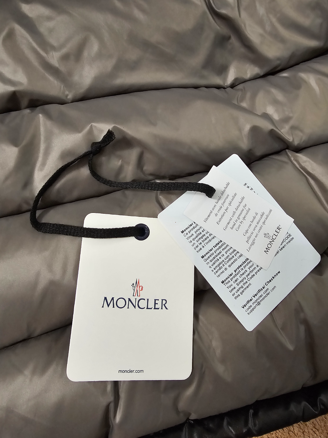 authentic Moncler maya Black Down Puffer Jacket - photo 2