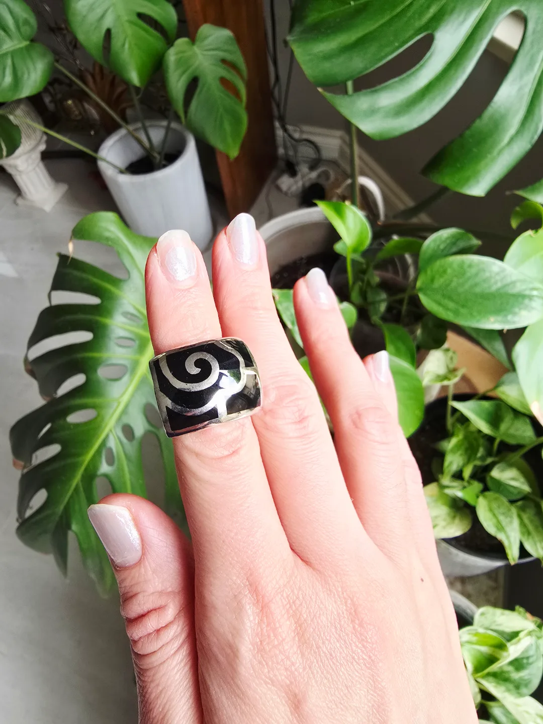 New with tag Resin sterling silver ring thumbnail