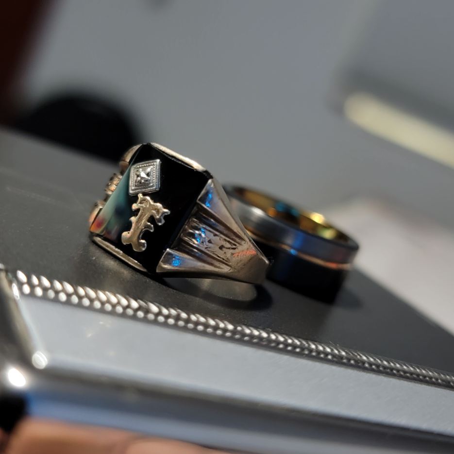 Tungsten carbide band and solid gold ring for men - photo 4