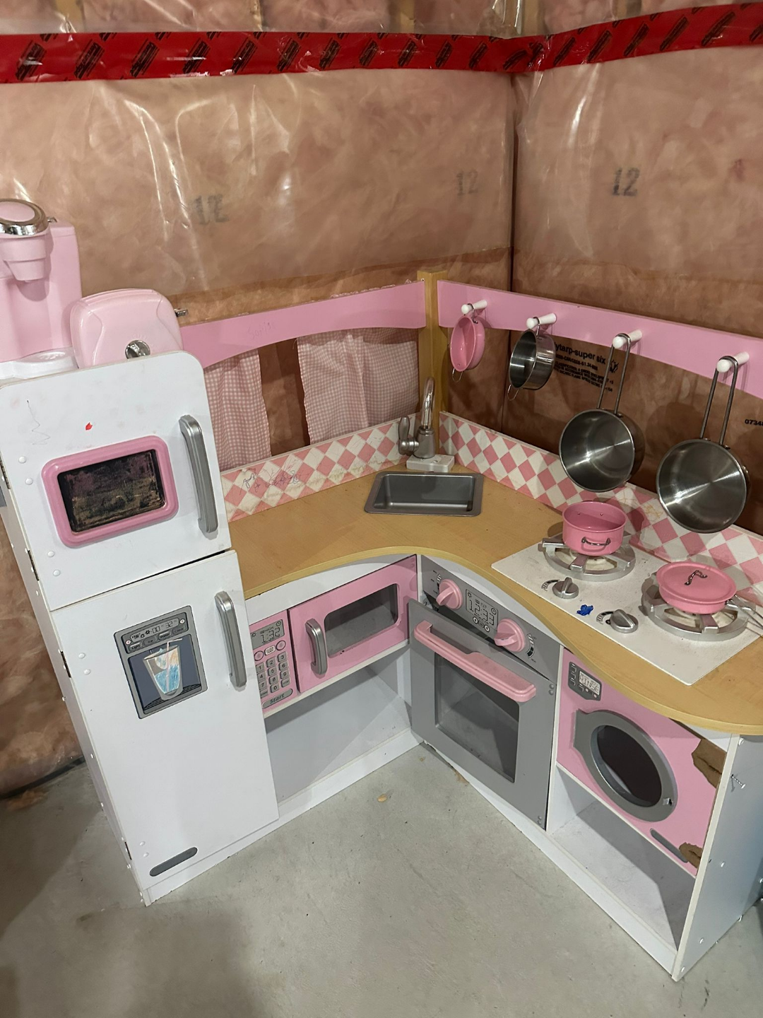 KidKraft Pink Play Kitchen with Accessories
