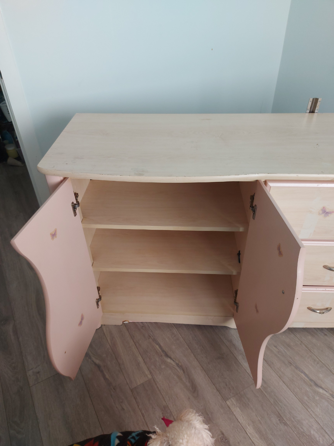 Vintage Barbie Dresser - photo 2