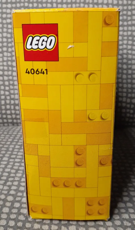 LEGO Birthday Cake Building Kit - 211 Pieces 40641 image indicator(3)