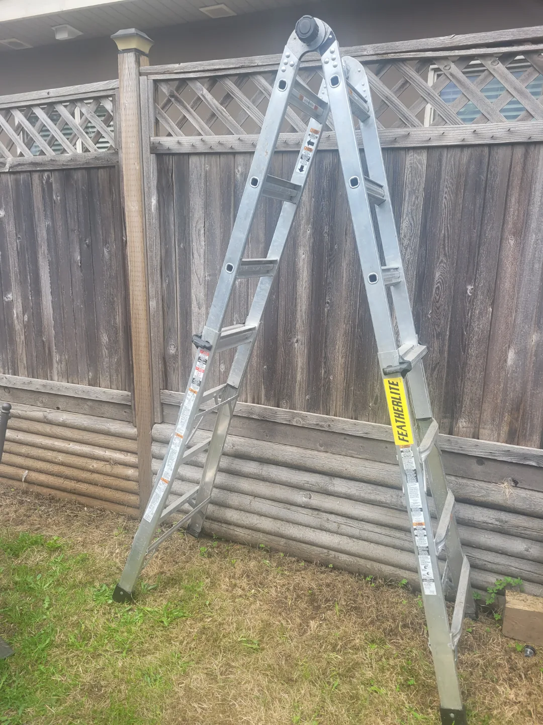 Featherlite 17ft Multi-Purpose Ladder image indicator(2)