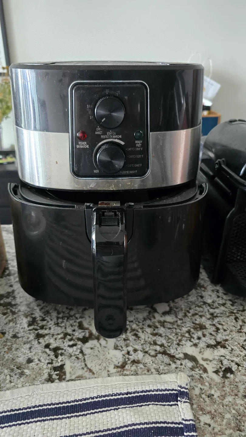Master Chef Air Fryer #freecycle image indicator(3)