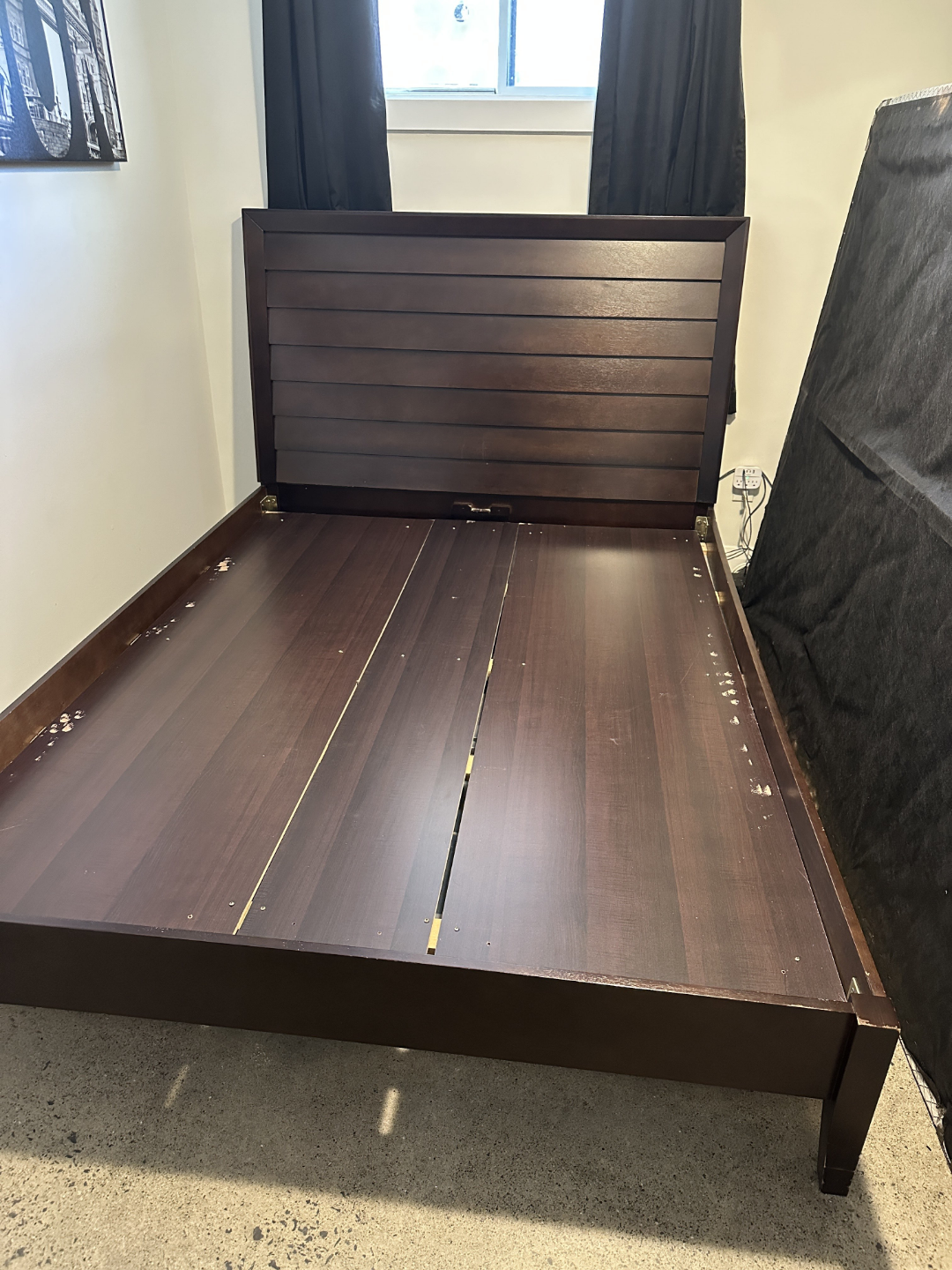 3-Piece Bedroom Set (Queen) - photo 4
