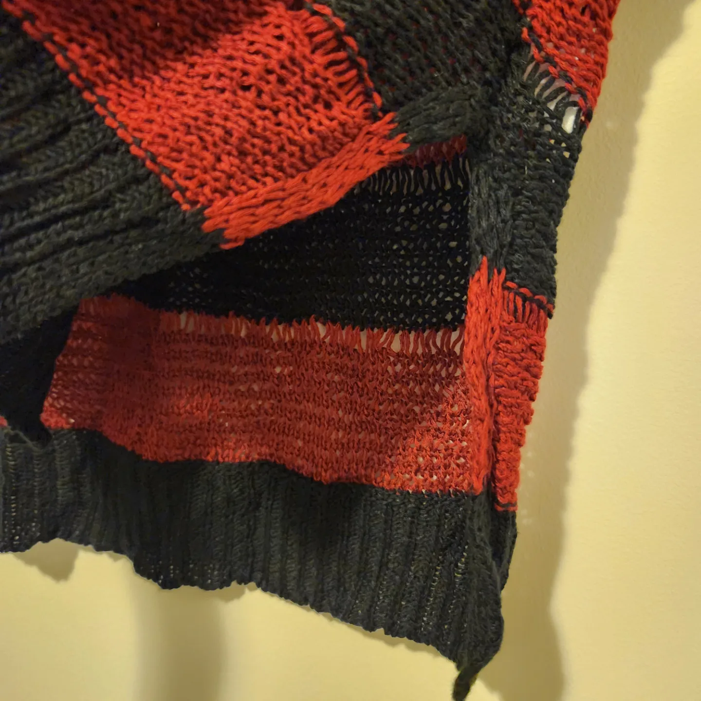 Red and Black Striped Knit Sweater 🏒 image indicator(2)