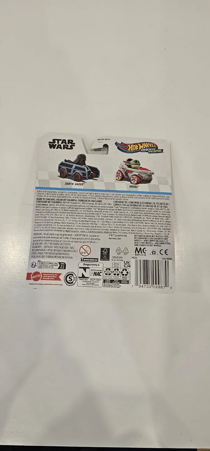 Hot Wheels Star Wars RacerVerse Darth Vader Vehicle image indicator(2)