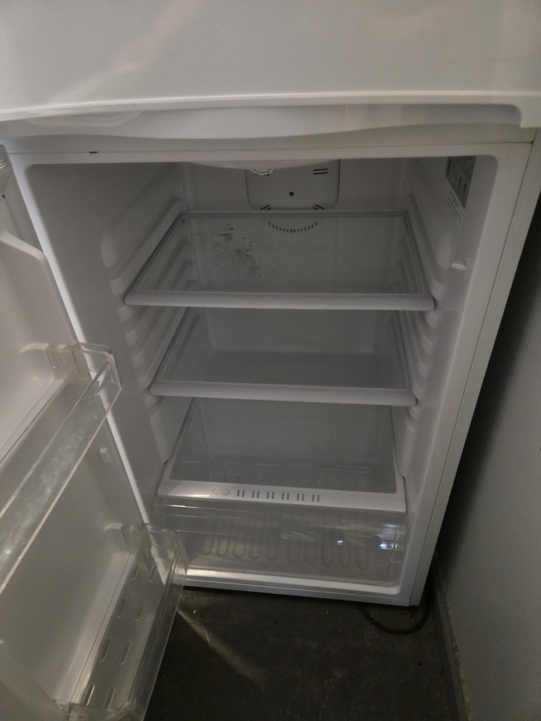 Fridge - photo 5