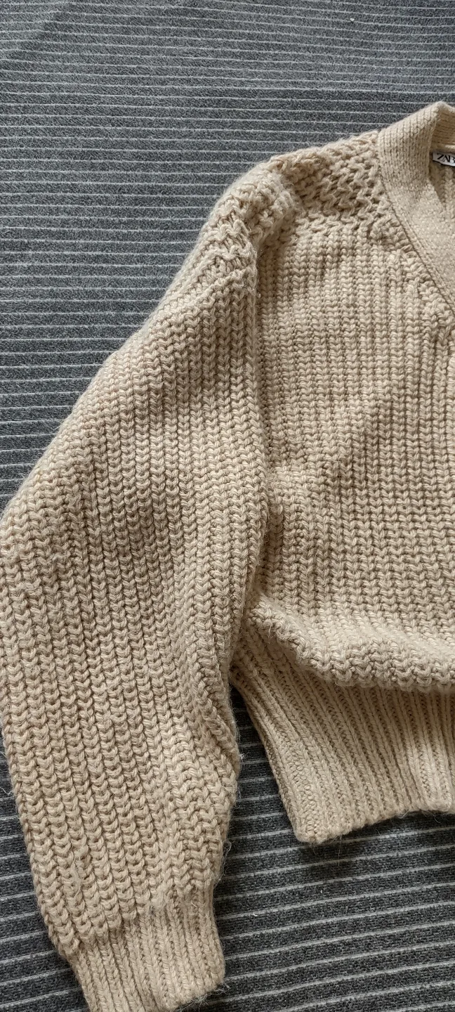 Zara Beige Knit Wrap Cardigan Sweater image indicator(3)