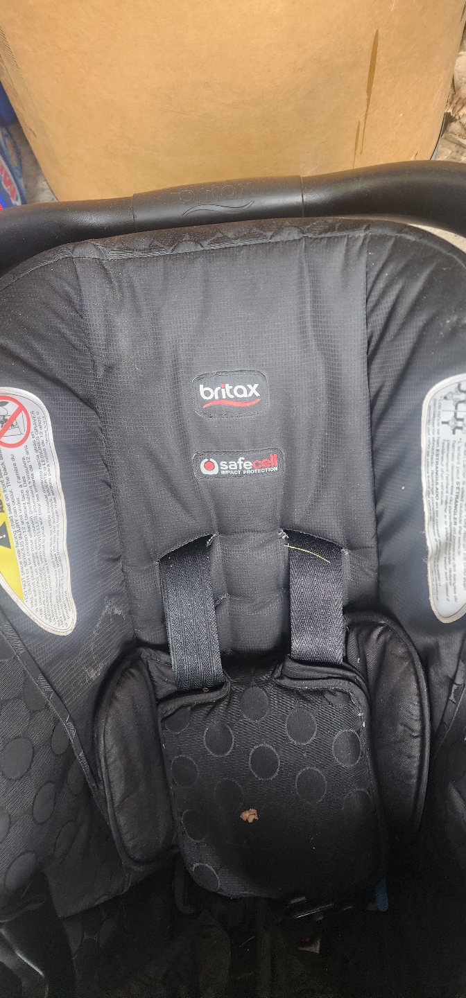 Britax Infant Car Seat - photo 4