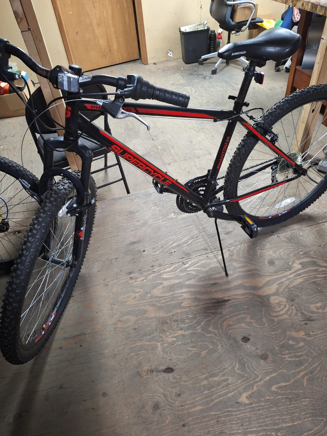 Supercycle Phantom 27.5" Mountain Bike image indicator(2)