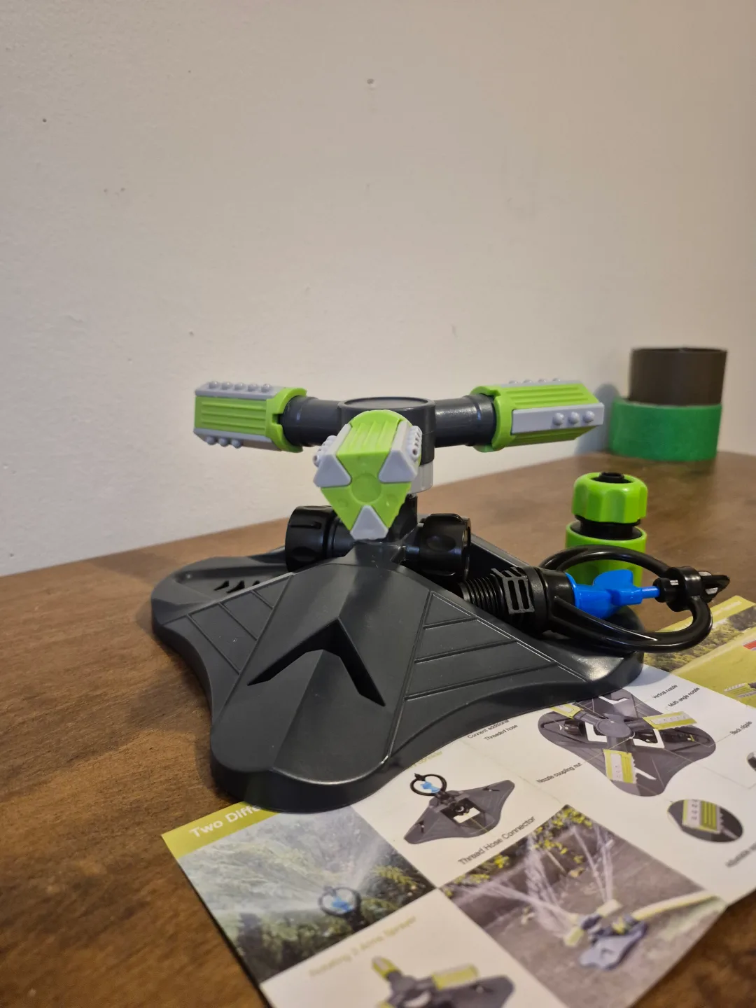 Rotating Lawn Sprinkler with Adjustable Spray Direction image indicator(2)