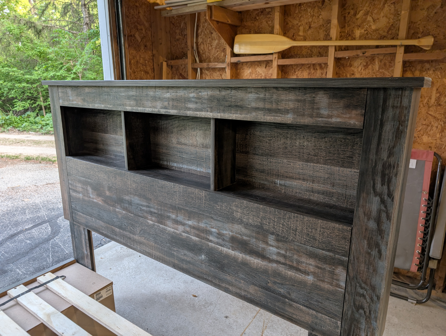 Queen-size storage bed frame with headboard - photo 2