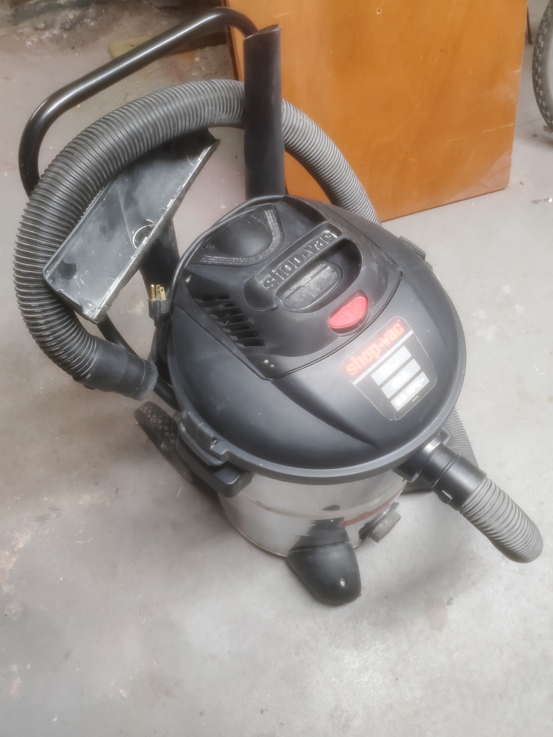 16 gal 6.5 hp shop-vac