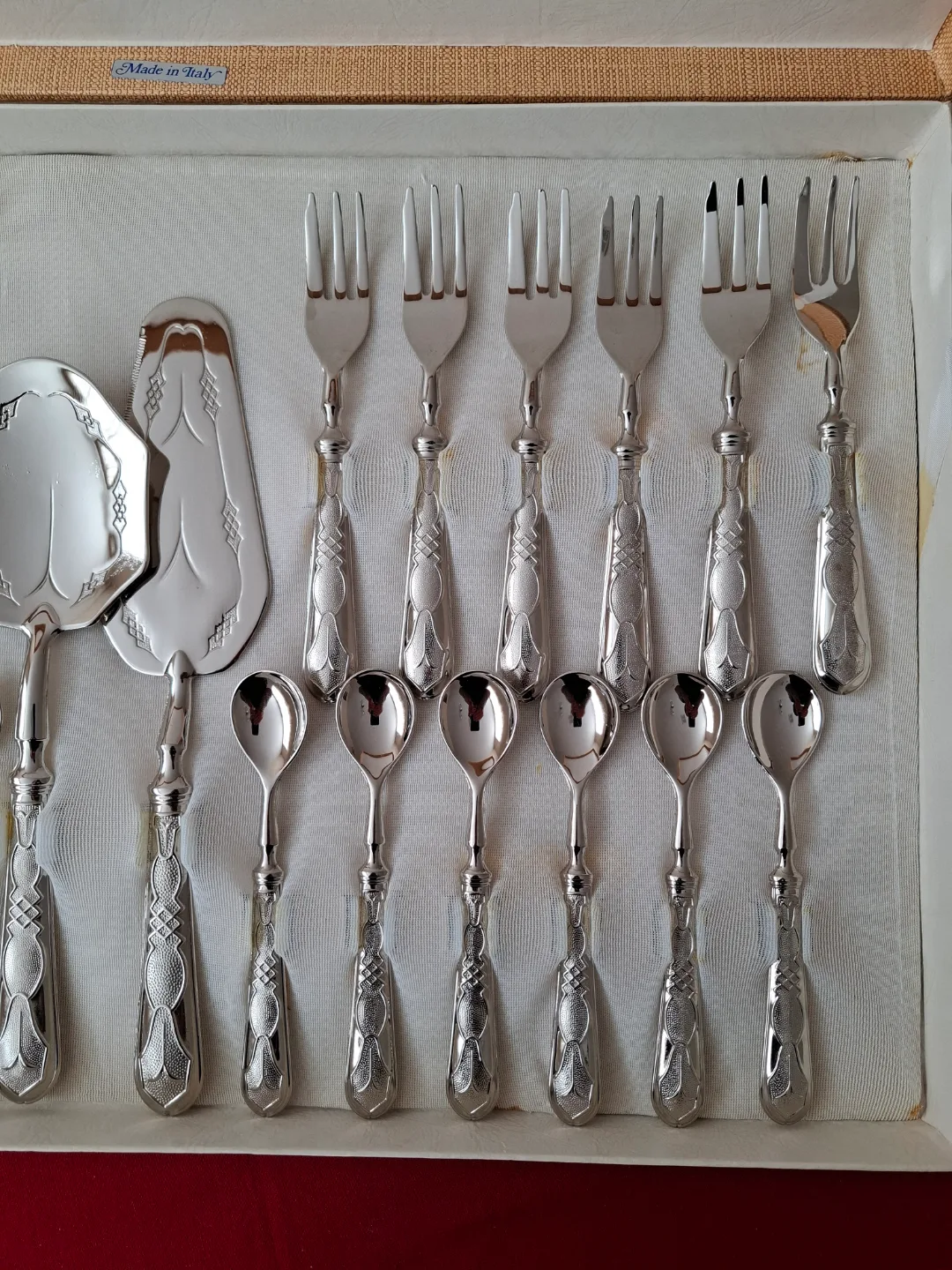 Vintage Italian Dessert Forks, Spoons and Servers image indicator(3)