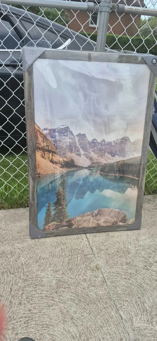 Frames & Printed Canvases thumbnail
