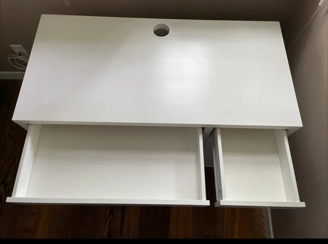 IKEA Micke Desk, shelf image indicator(5)