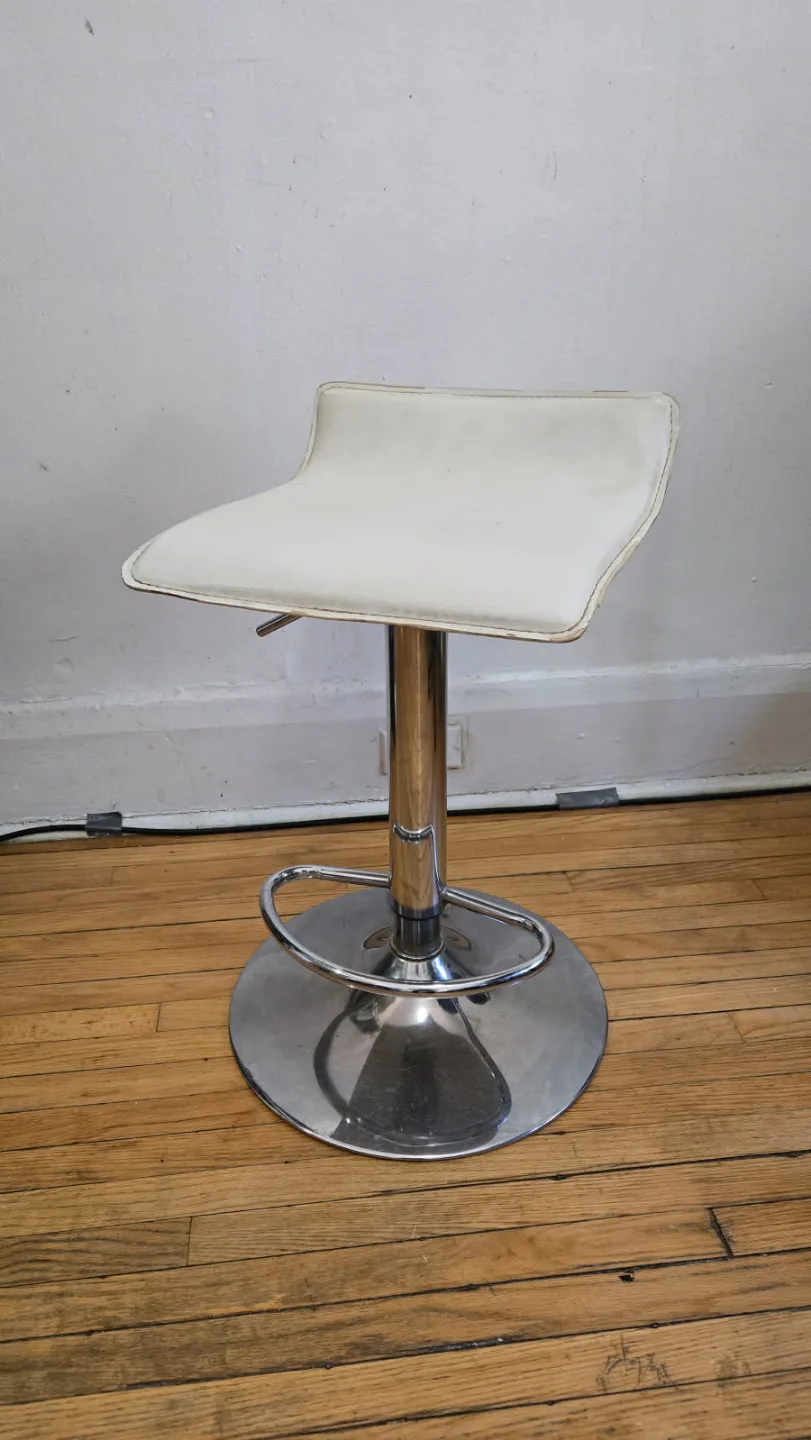 White Bar Stool thumbnail