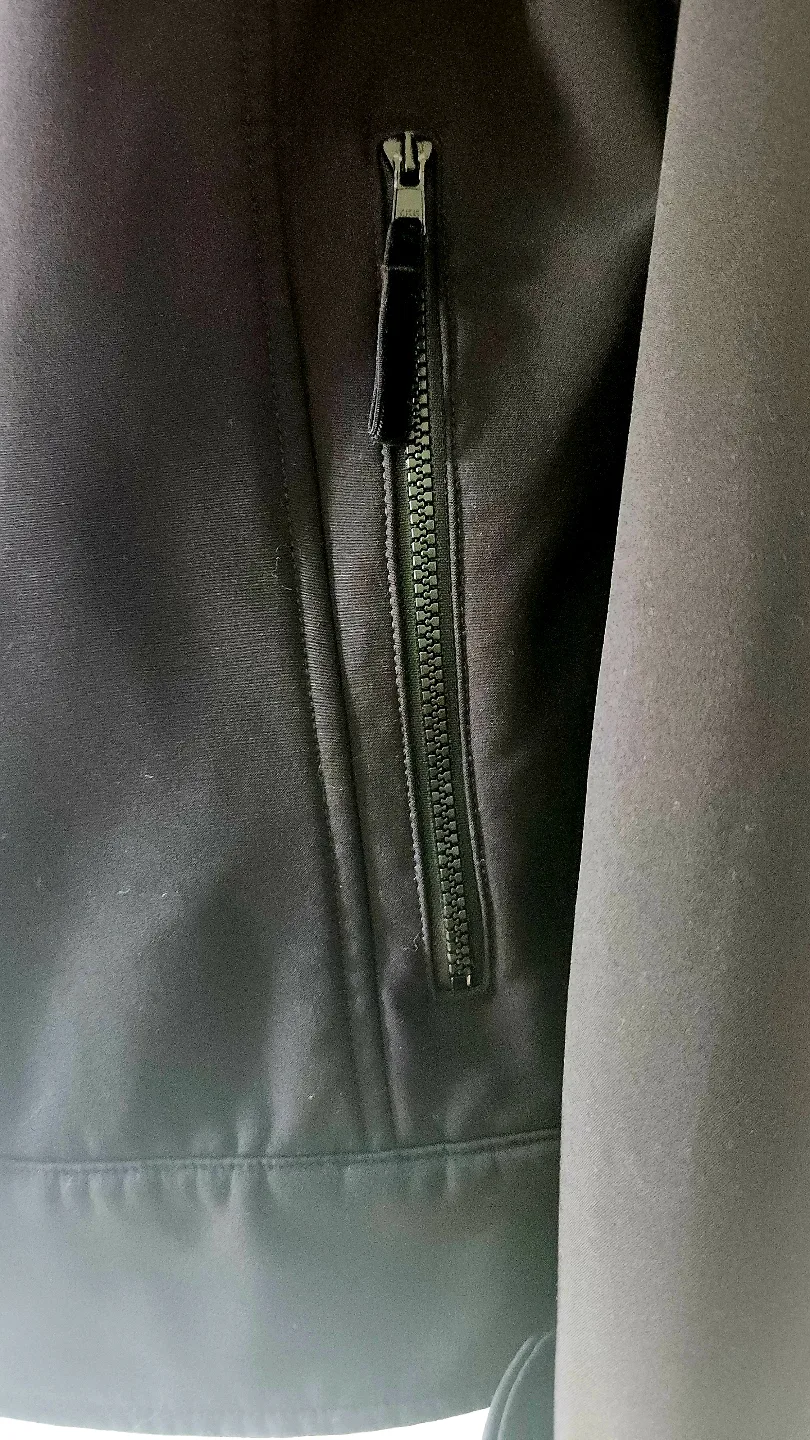 Lululemon Athletica Black Trench Coat with Fitted Silhouette image indicator(6)