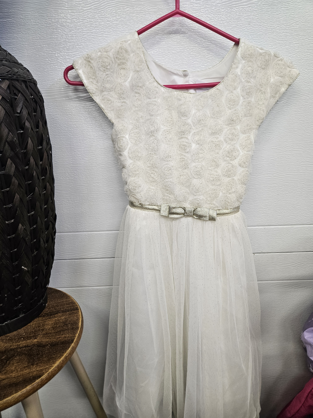 Girls' White Dress Size 6