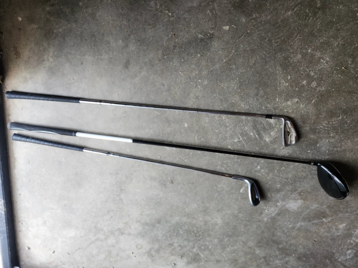 Strata Ultimate Titanium Driver & Assorted Golf Clubs thumbnail