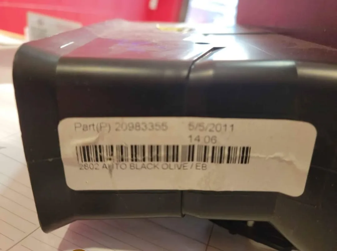 GMC 2010 Acadia center console air vent assembly image indicator(4)