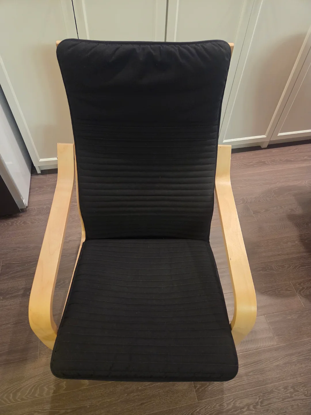 Ikea Poang Chair image indicator(2)