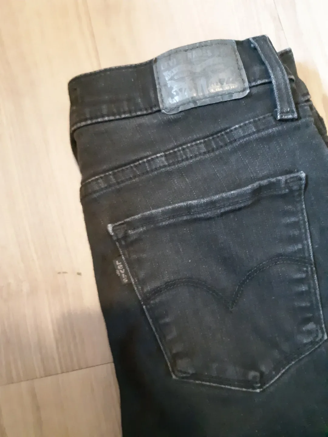Levi's 720 High Rise Super Skinny Women's Size 27 - Black image indicator(3)