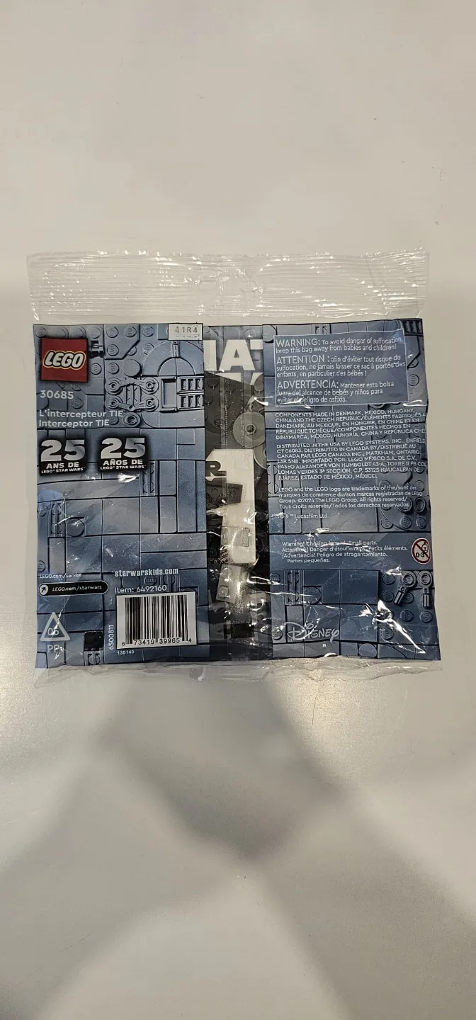 LEGO Star Wars Tie Interceptor 30685 image indicator(2)