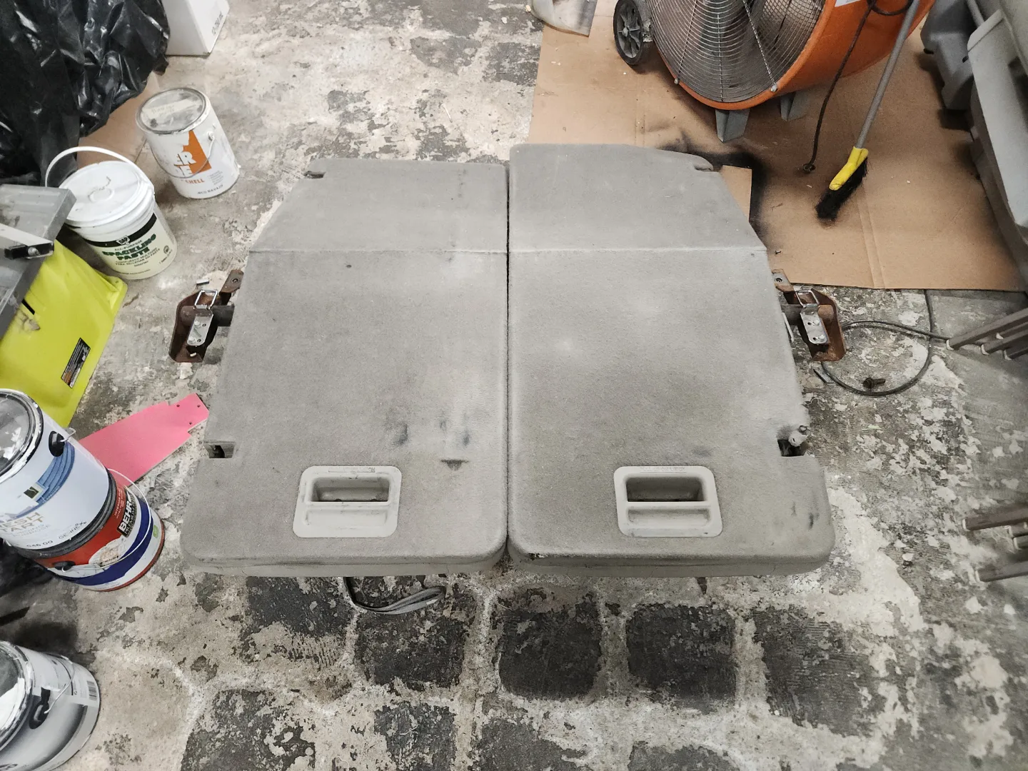 2011-2014 Ford 3rd Row Seats image indicator(3)