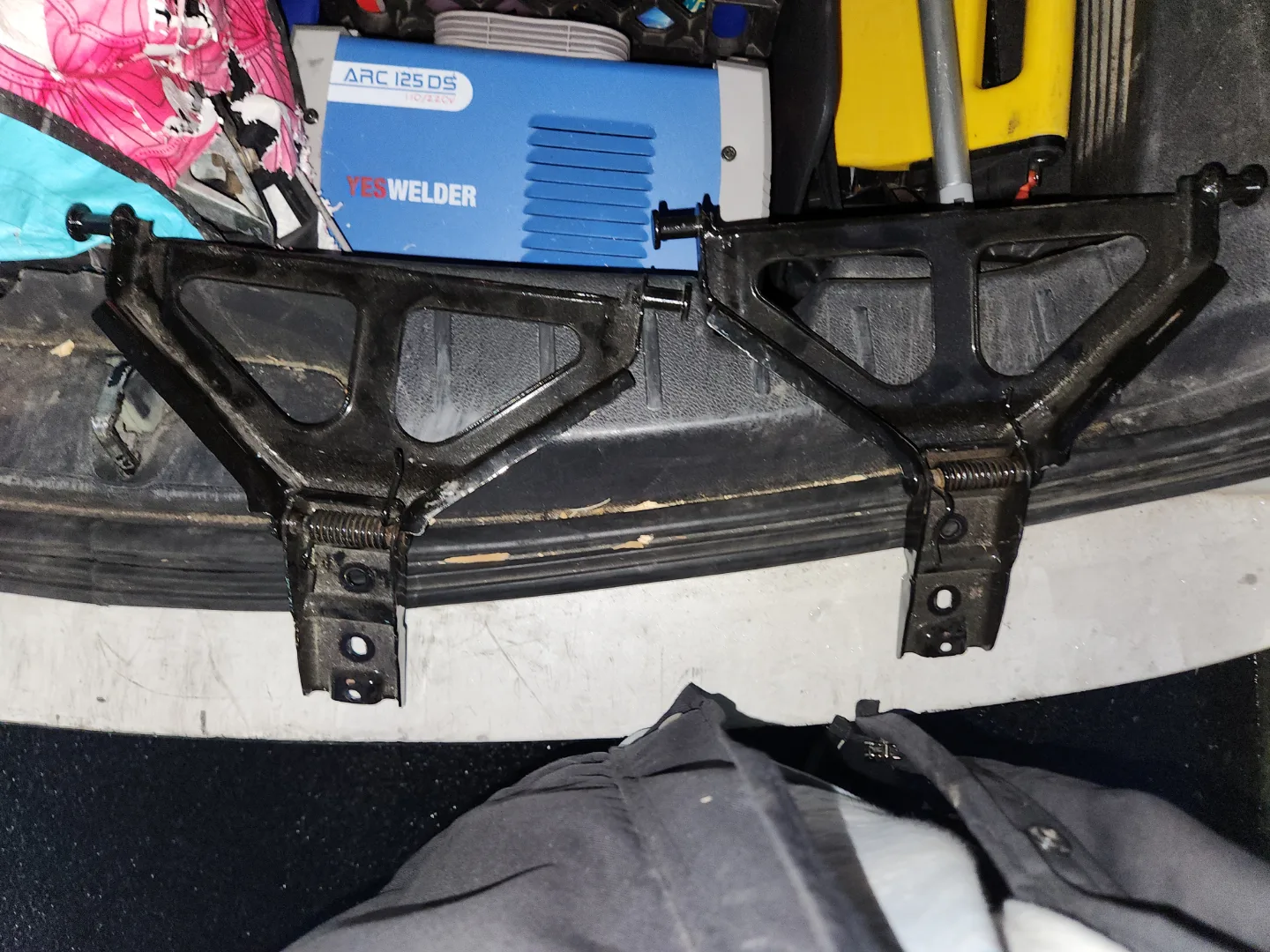 2011-2014 Ford 3rd Row Seats image indicator(6)