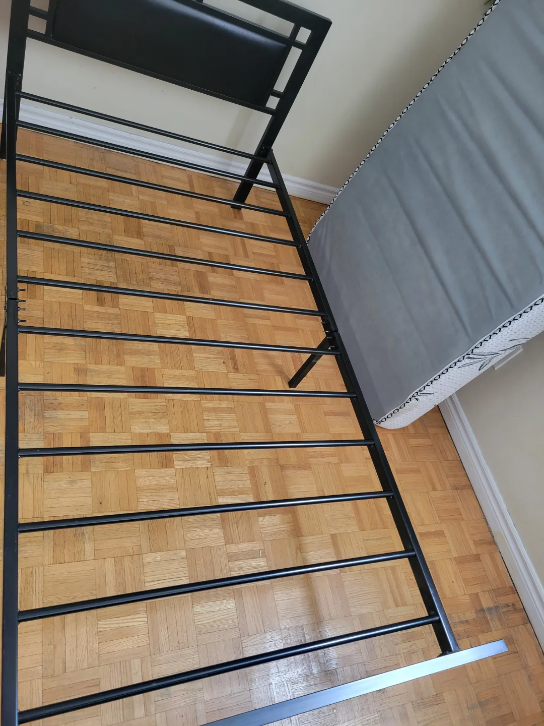 Black Metal Twin Bed Frame image indicator(2)