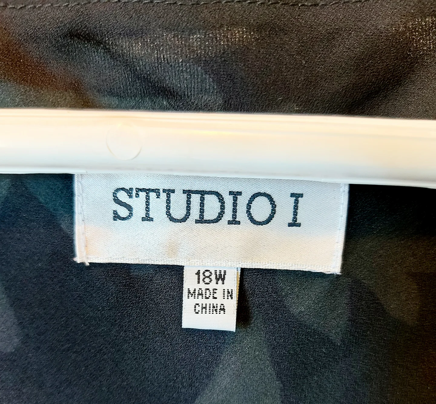 Elegant Black Long Dress with Blue and Green Flowers image indicator(4)