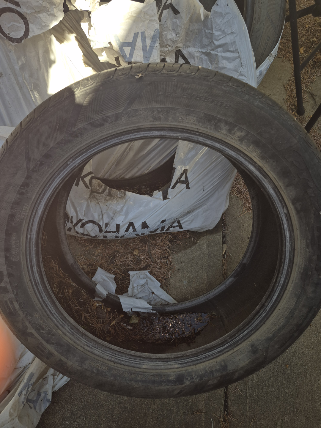 set of 2 p225/55R18 used tires - photo 4