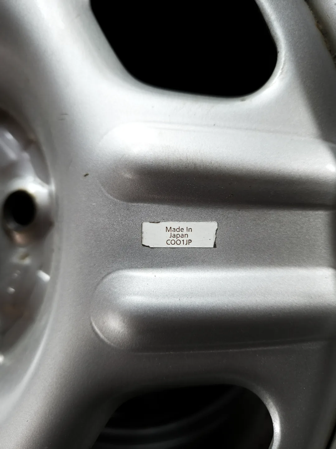 Used Honda Rims & Winter Tires (215/65/R16) off a 2005 CR-V image indicator(8)