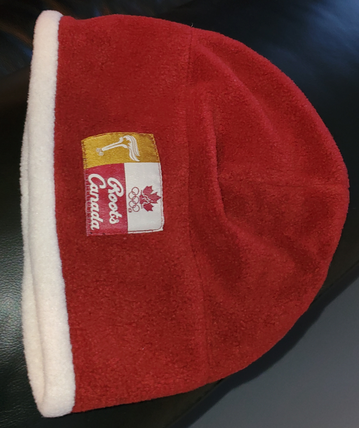 Roots Canada Olympic toque - Dark Red coloured winter hat - photo 3