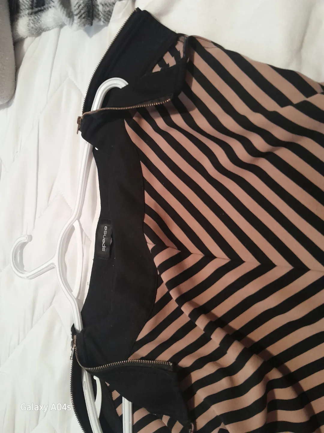 Striped Sleeveless Dress image indicator(3)