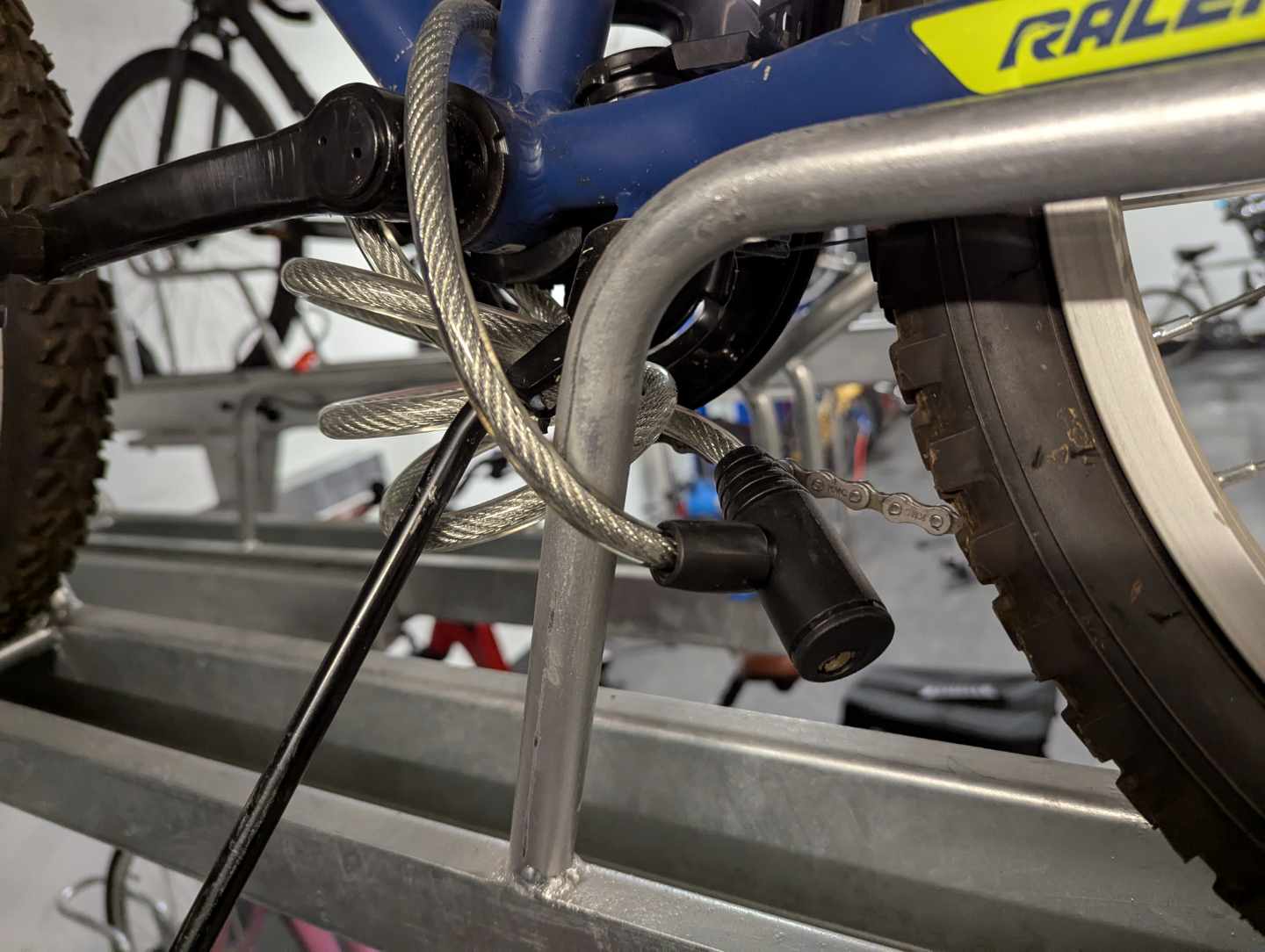 Kids' Bike with lock - photo 3
