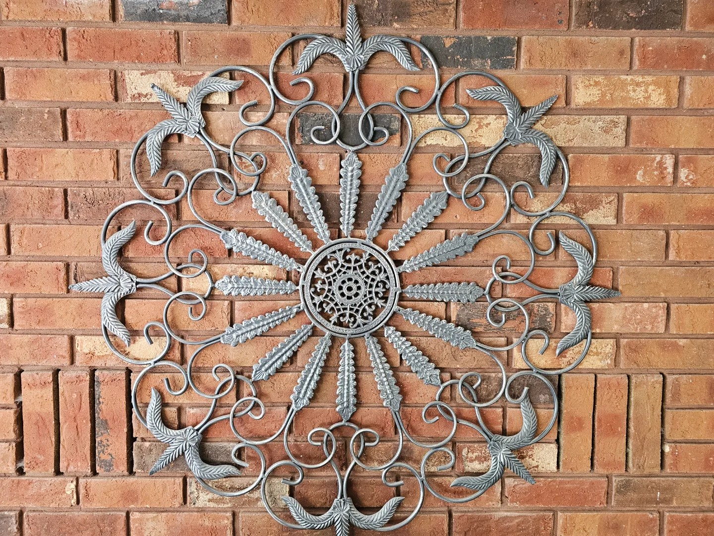 Ornate Metal Wall Decor thumbnail