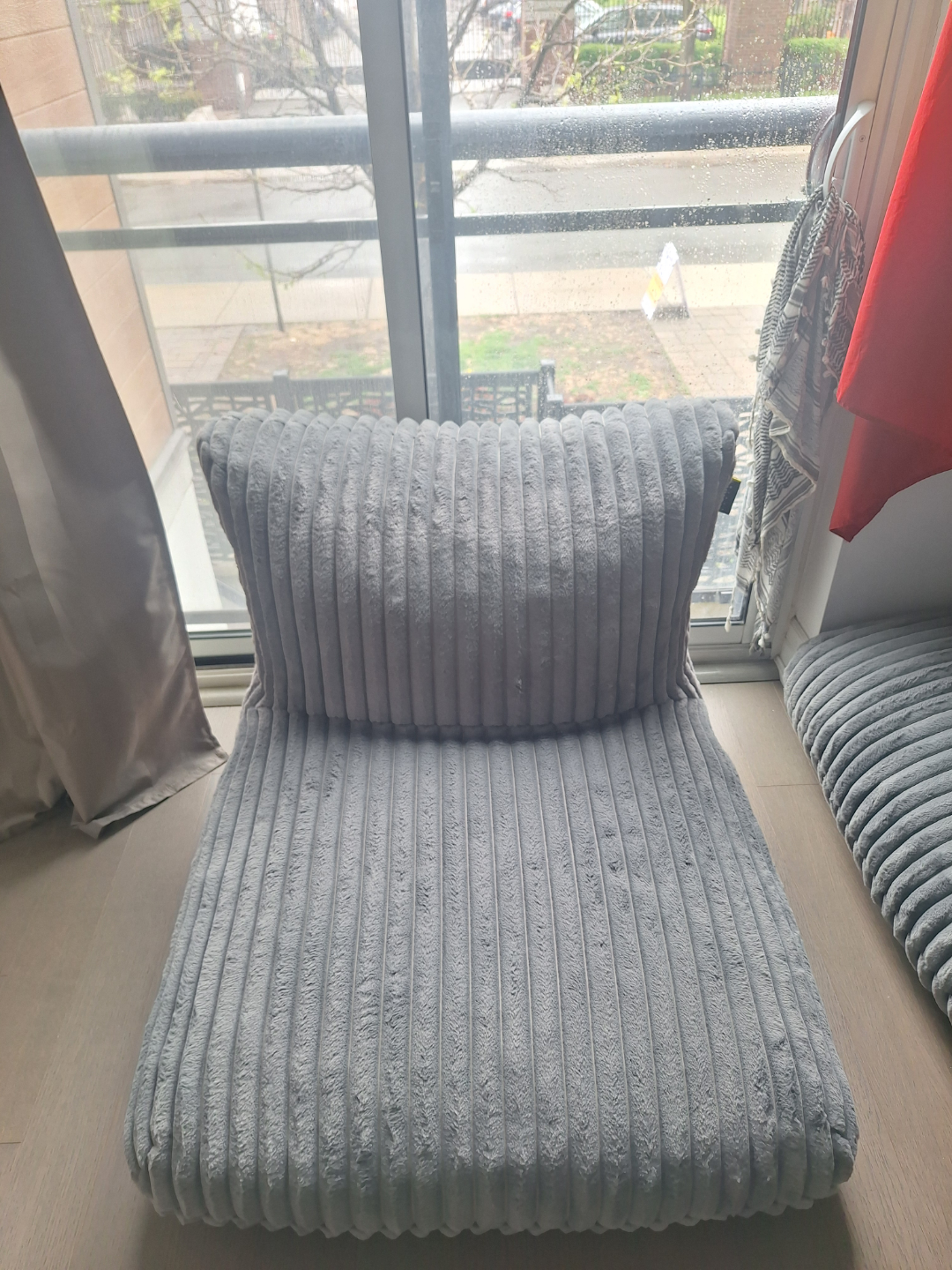 Norka Living Gara Foam Lounge Chair
