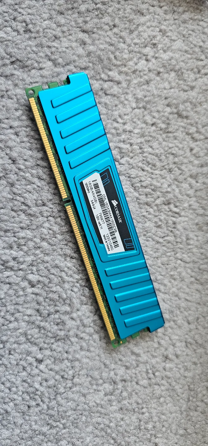 Corsair Vengeance Blue RAM thumbnail