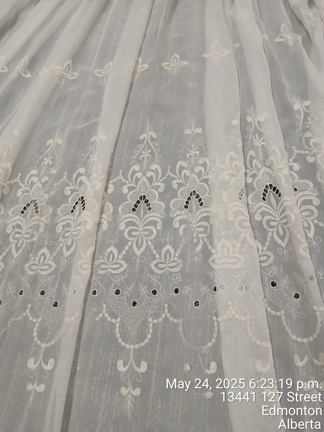 Elegant Embroidered Sheer Curtain 56ins x 88ins = $20 x 2 = $40 thumbnail