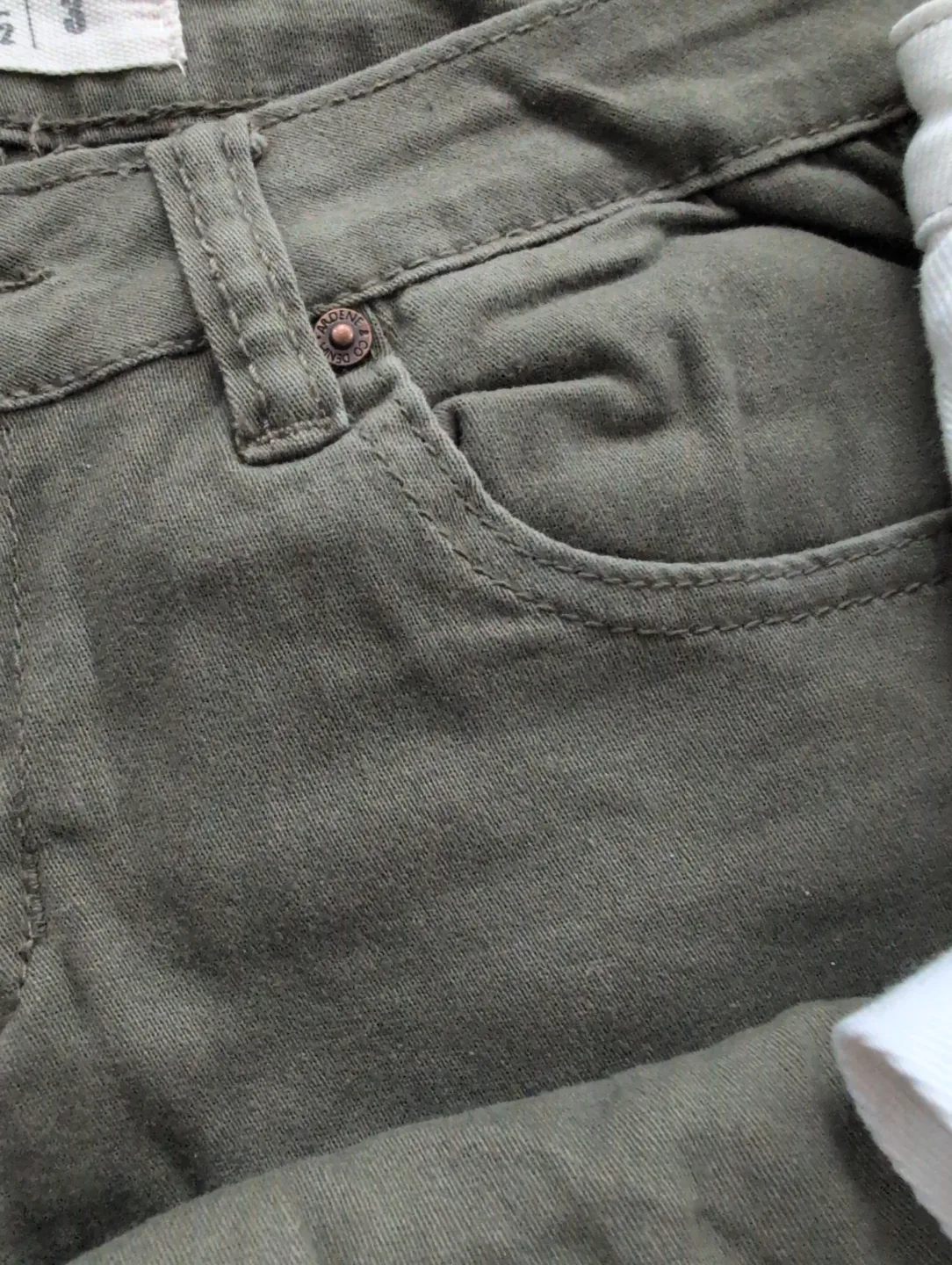 Bundle Women's Jeans - XS - S image indicator(3)