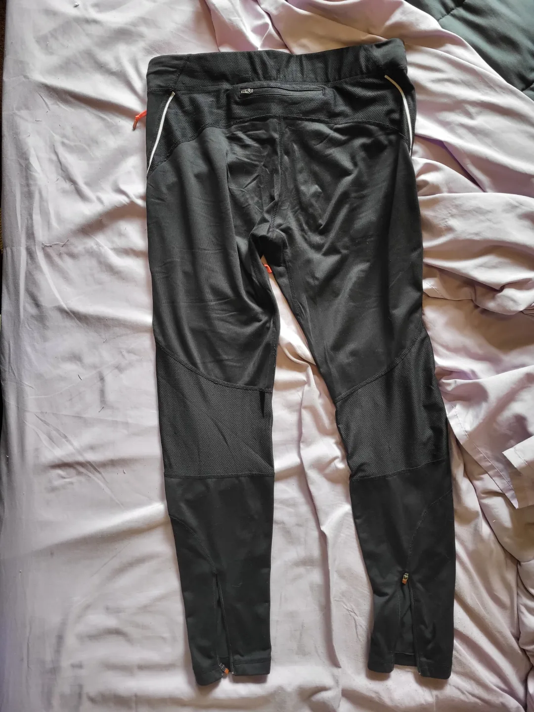 Women's Running Tights image indicator(2)