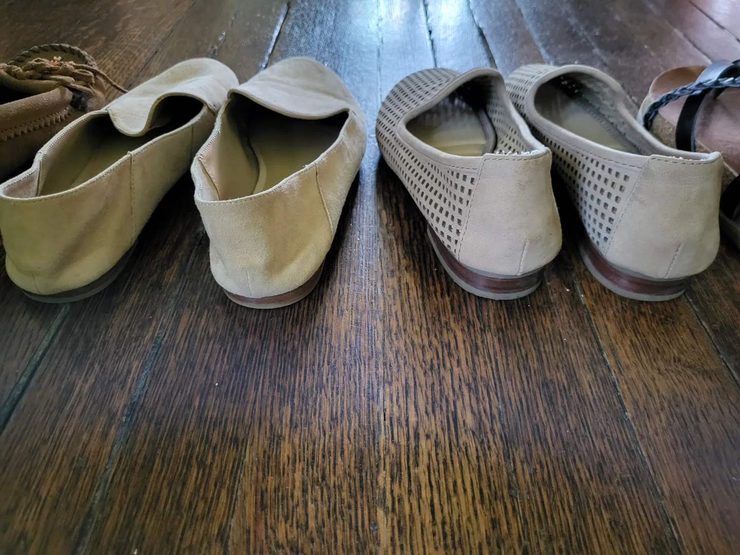 ❣️ 6 Pairs of Shoes - Loafers Sandals Heels Boots size 6 & 6.5 image indicator(6)